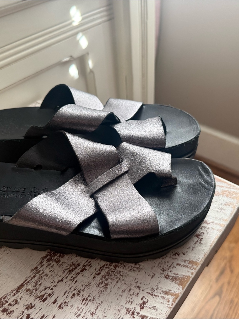 Women’s Metallic Black Slide Sandals - Stylish Comfort
